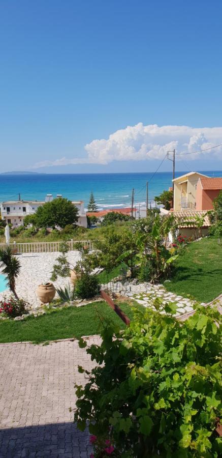 Angela Apartments Pool Gardens And Sea Views Agios Stefanos Avliotes  Eksteriør billede